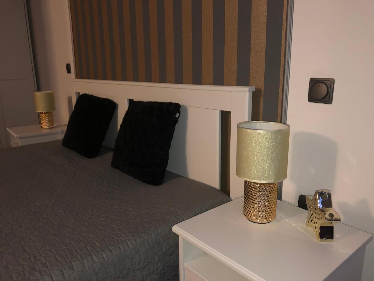 Katus Apartman Apartment เอ็กเกอร์ ภายนอก รูปภาพ