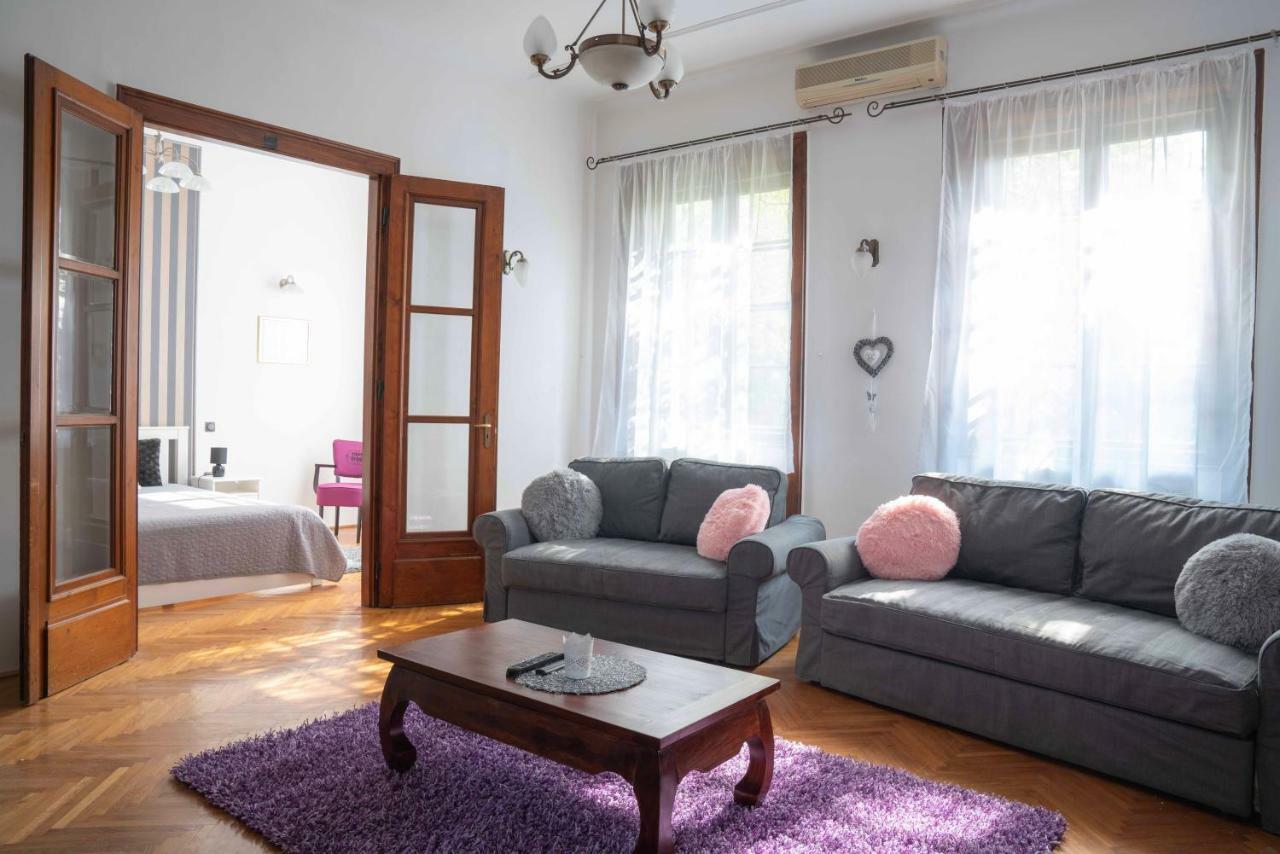 Katus Apartman Apartment เอ็กเกอร์ ภายนอก รูปภาพ