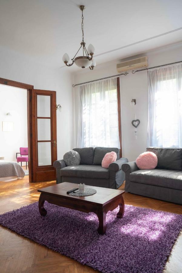 Katus Apartman Apartment เอ็กเกอร์ ภายนอก รูปภาพ